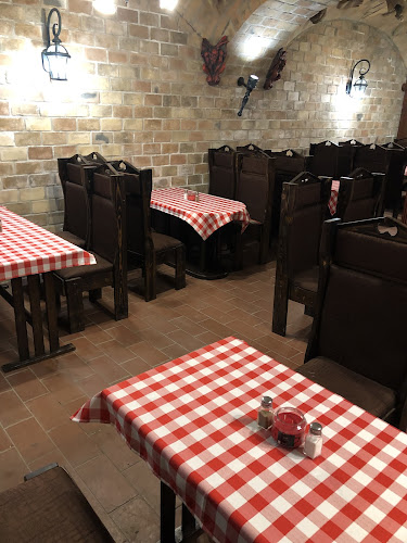 Pokol Pince - Vendéglátás