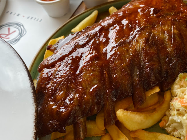 Replay Cafe & Restaurant