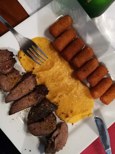 Comentarii opinii despre Mákvirág Borház-vendéglő