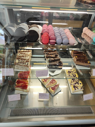 Opinii despre Park Pavilon Cafe în Pécs - Vendéglátás