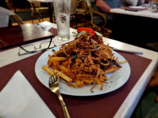 Négy Muskétás Étterem - Vendéglátás