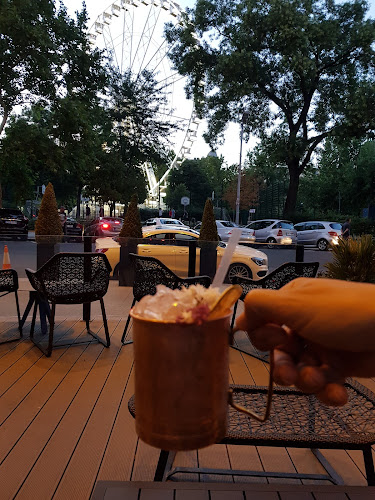 Budapest, Erzsébet tér 7-8, 1051