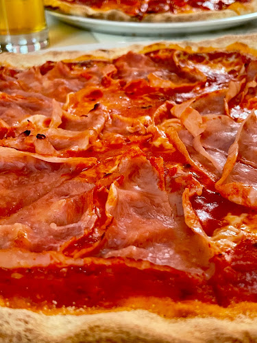 Opinii despre Trattoria Pizzeria Monza în Budapest - Vendéglátás