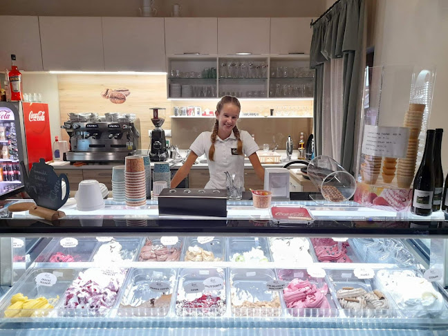 Lévai Garden - Caffe& Eis, Faházak, udvari kellékek - Vendéglátás