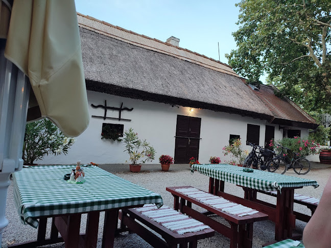 Gyöngyösi Betyárcsárda - Rezi