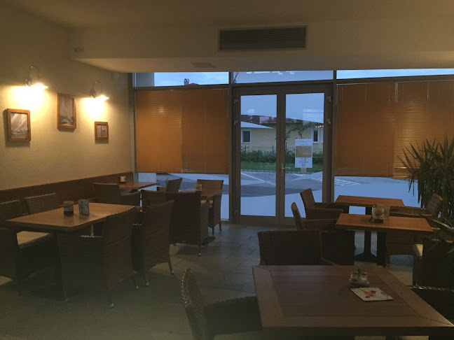 Lazy Jack Pub & Caffe - Vendéglátás