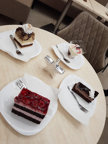 Kiskerekes Cukrászda és Büfé, Pizzák - Hajdúböszörmény