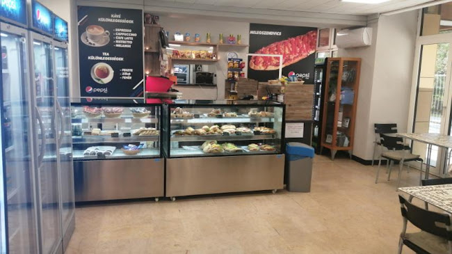 Szent Margit Büfé és kávézó (Margaret)