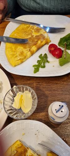 Aranypinty - Vendéglátás