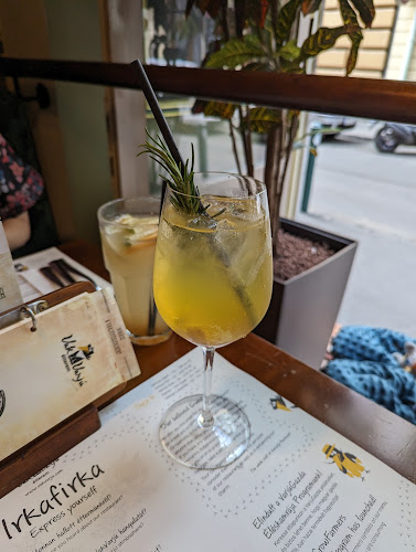 Comentarii opinii despre VakVarjú Étterem Pest