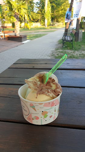 Balatonszemes, Kikötő u. 3, 8636