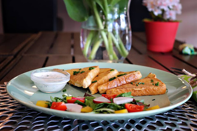 Comentarii opinii despre Aquatic Koktél Bár & Reggeliző