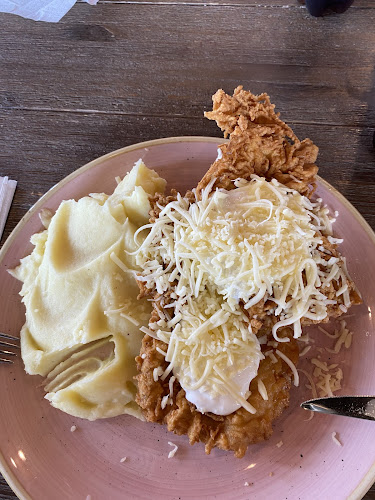 Misi Fakanala Kifőzde - Vendéglátás