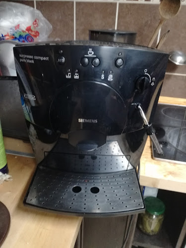 Comentarii opinii despre Attila Kave