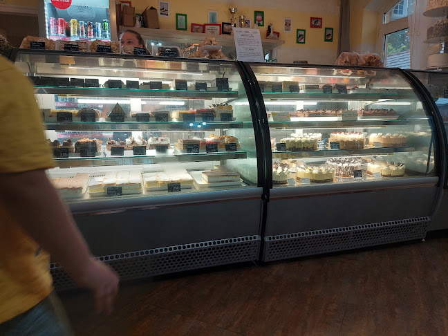 Kapitány Cukrászda