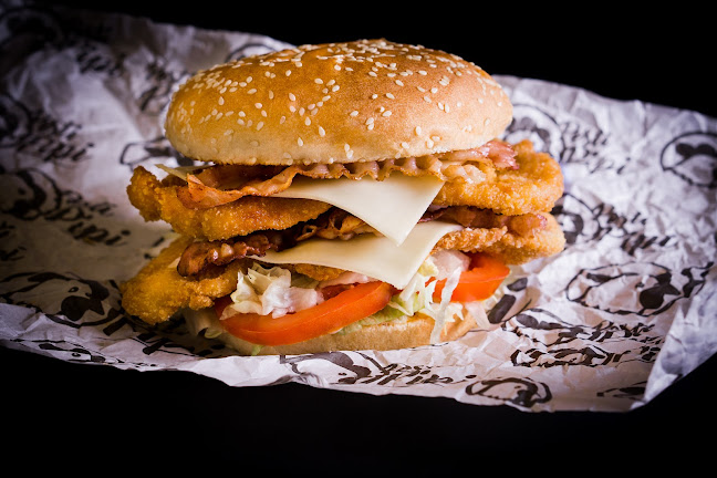 Pesti Pipi Kolosy - Vendéglátás