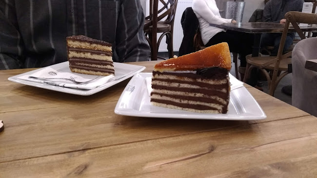 Kemenes Cukrászda és Bisztró Vámház krt. - Budapest