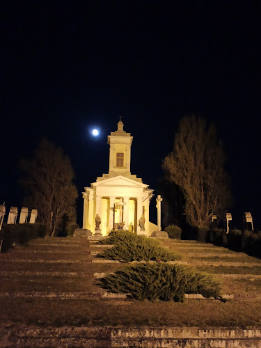 Opinii despre Kálvária Apartman és Büfé în Baja - Vendéglátás