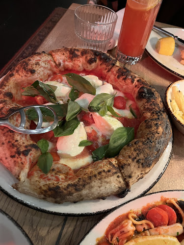 Budapest, Október 6. u. 8, 1051