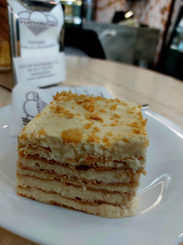 Comentarii opinii despre Bundiner Cukrászda