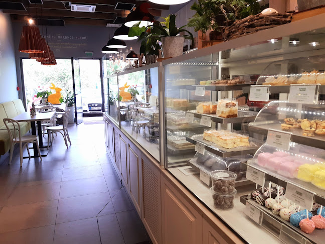 Opinii despre Kemenes Cukrászda és Pékség Madárhegy în Budapest - Vendéglátás