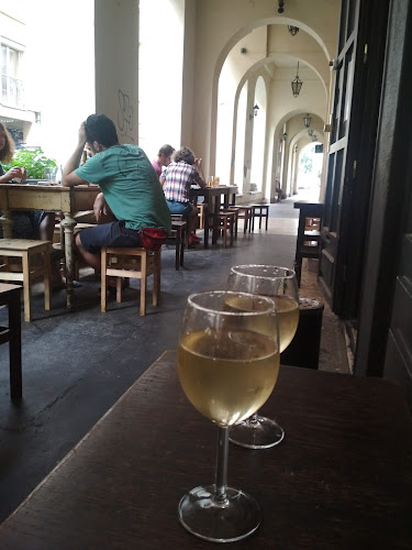 Fekete Kutya - Vendéglátás