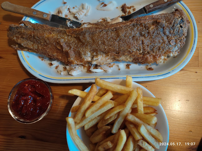 Opinii despre Hekk Terasz Vác în Vác - Vendéglátás