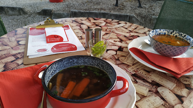 Comentarii opinii despre Zománc Bisztrócska