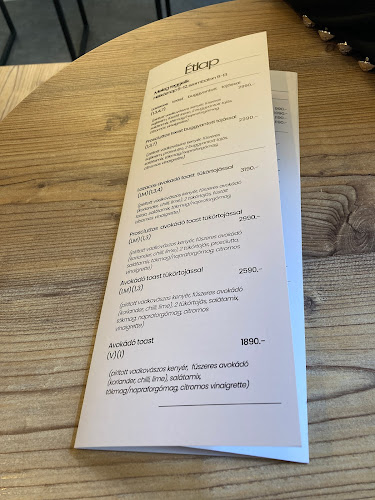 Modam Specialty Coffee & Store