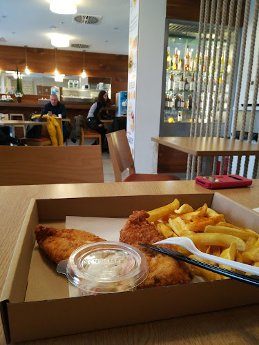 Opinii despre Korzó în Tata - Vendéglátás