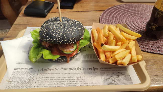 Opinii despre Antik faloda în Szilvásvárad - Vendéglátás