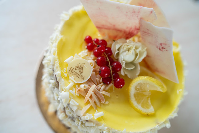 Comentarii opinii despre Hermina cukrászda és fagylaltozó