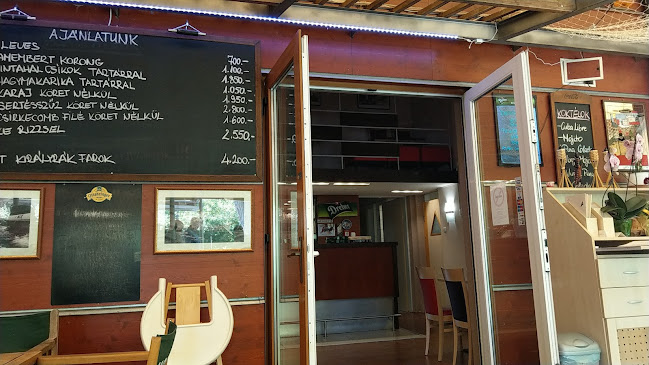 Kis Molo Kávézó Étkezde