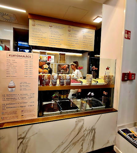 Comentarii opinii despre Molnár's kürtőskalács