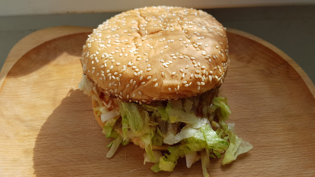 Mickey's Chicken & Burger - Vendéglátás