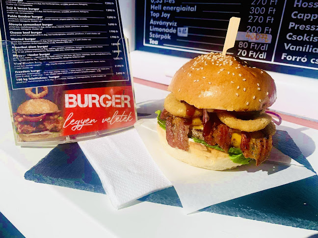 Abony, Ceglédi út 1/a, 2740