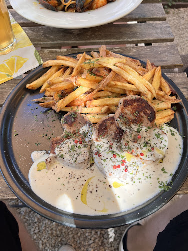 Rozmaring Kiskert Vendéglő és Pizzéria