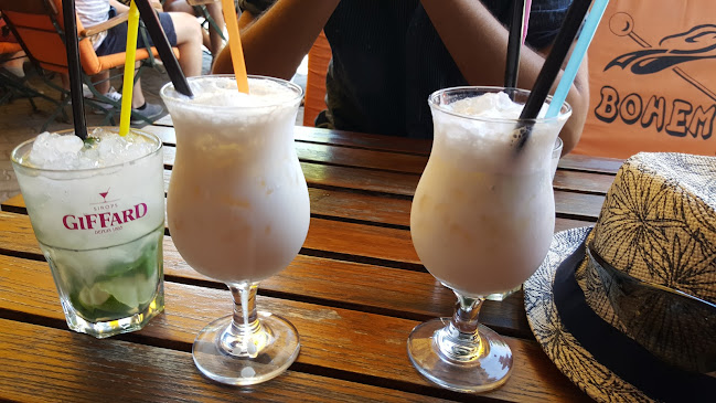 Opinii despre Bohem Cafe în Siófok - Vendéglátás