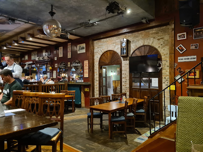 Ebatta Cukrászda és Kávéház - Vendéglátás