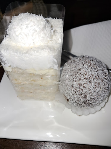 Comentarii opinii despre Korona Cukrászda