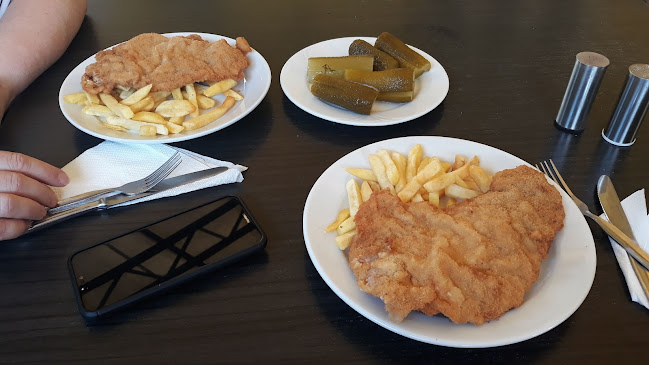 Vuk Söröző - Vendéglátás