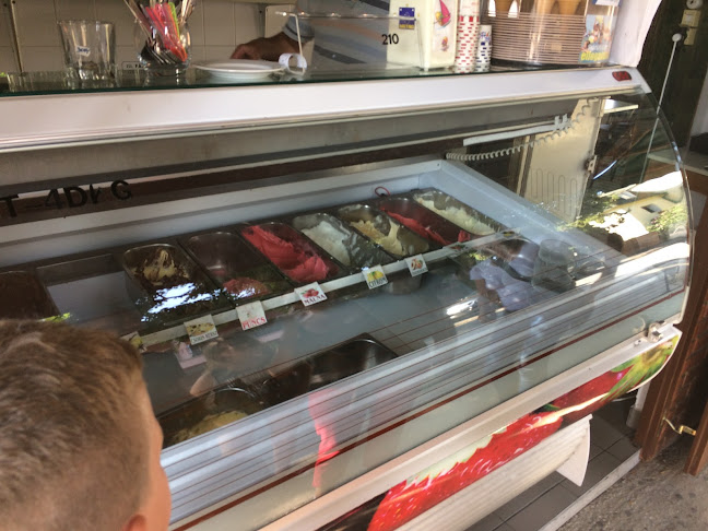 Opinii despre Diána fagyizó în Balatonszárszó - Vendéglátás