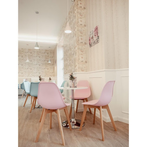 Macaron Kávézó és Cukrászda