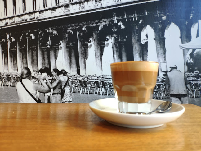 Manetti Coffee Pest - Vendéglátás