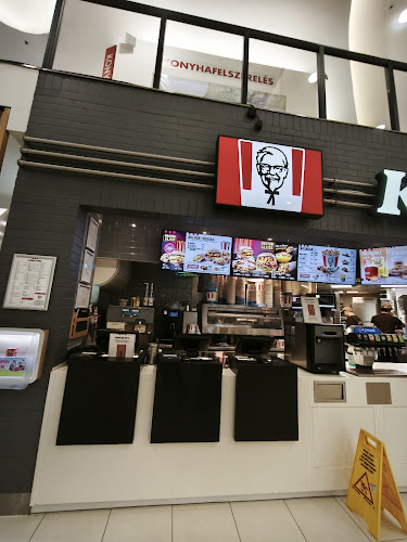 Opinii despre KFC Budapest Pólus în Budapest - Vendéglátás