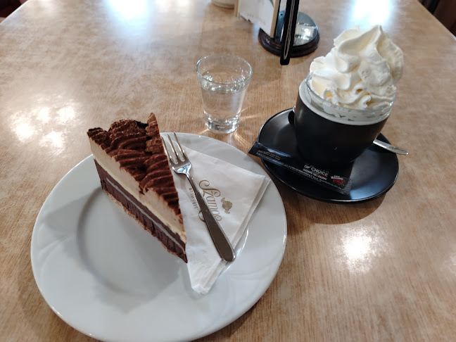 Központi Kávéház Szamos Cukrászda - Esztergom