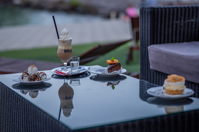 Tat Kávézó Révfülöp - Vendéglátás