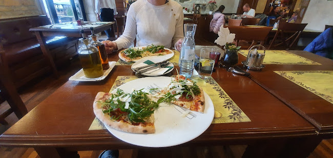 Pannonhalmi Borterasz és Borbár - Vendéglátás