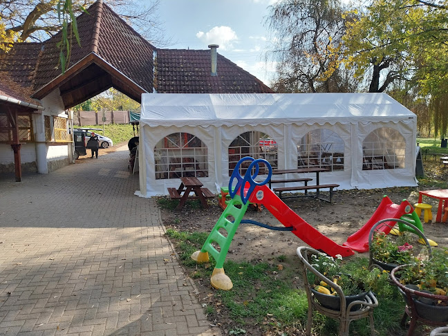 Kaposvár, Deseda u., 7400