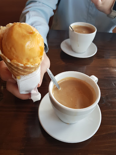 Sparrow Café - Vendéglátás